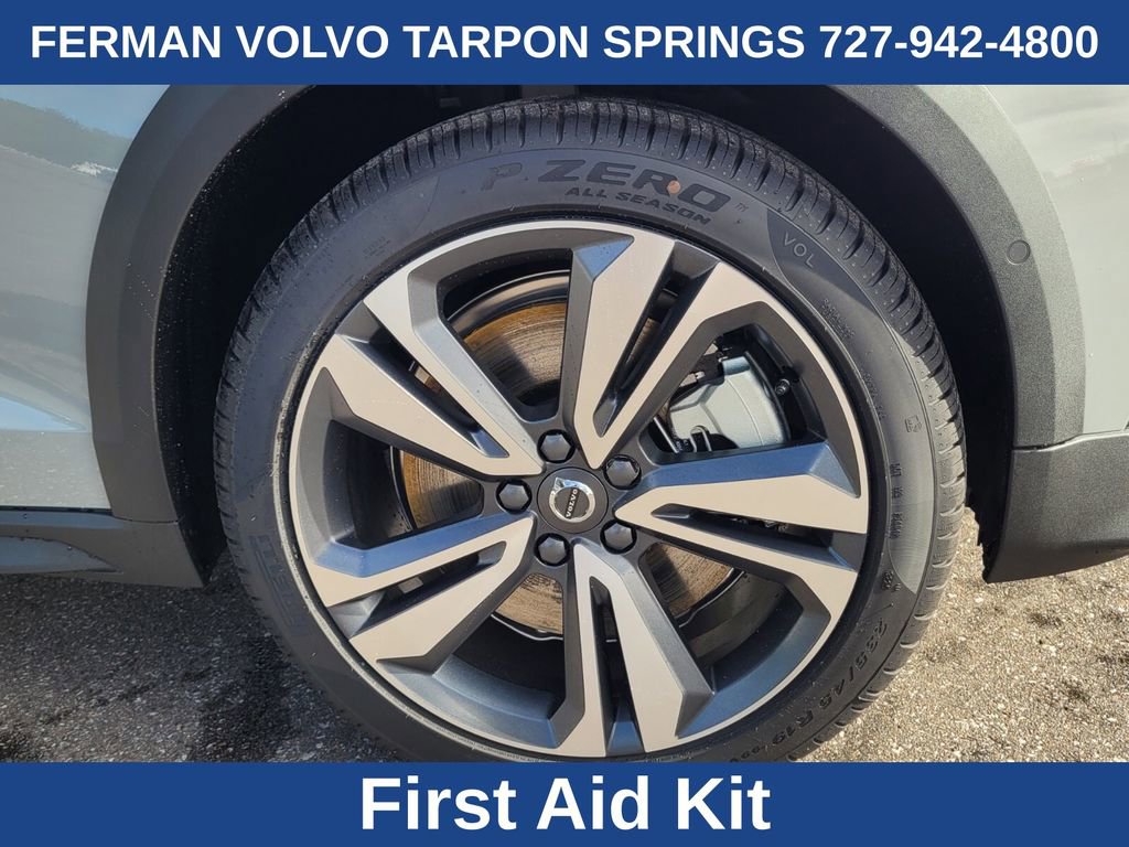 New 2026 Volvo V60 B5 Cross Country Plus w/ Protection Package Premier image 13