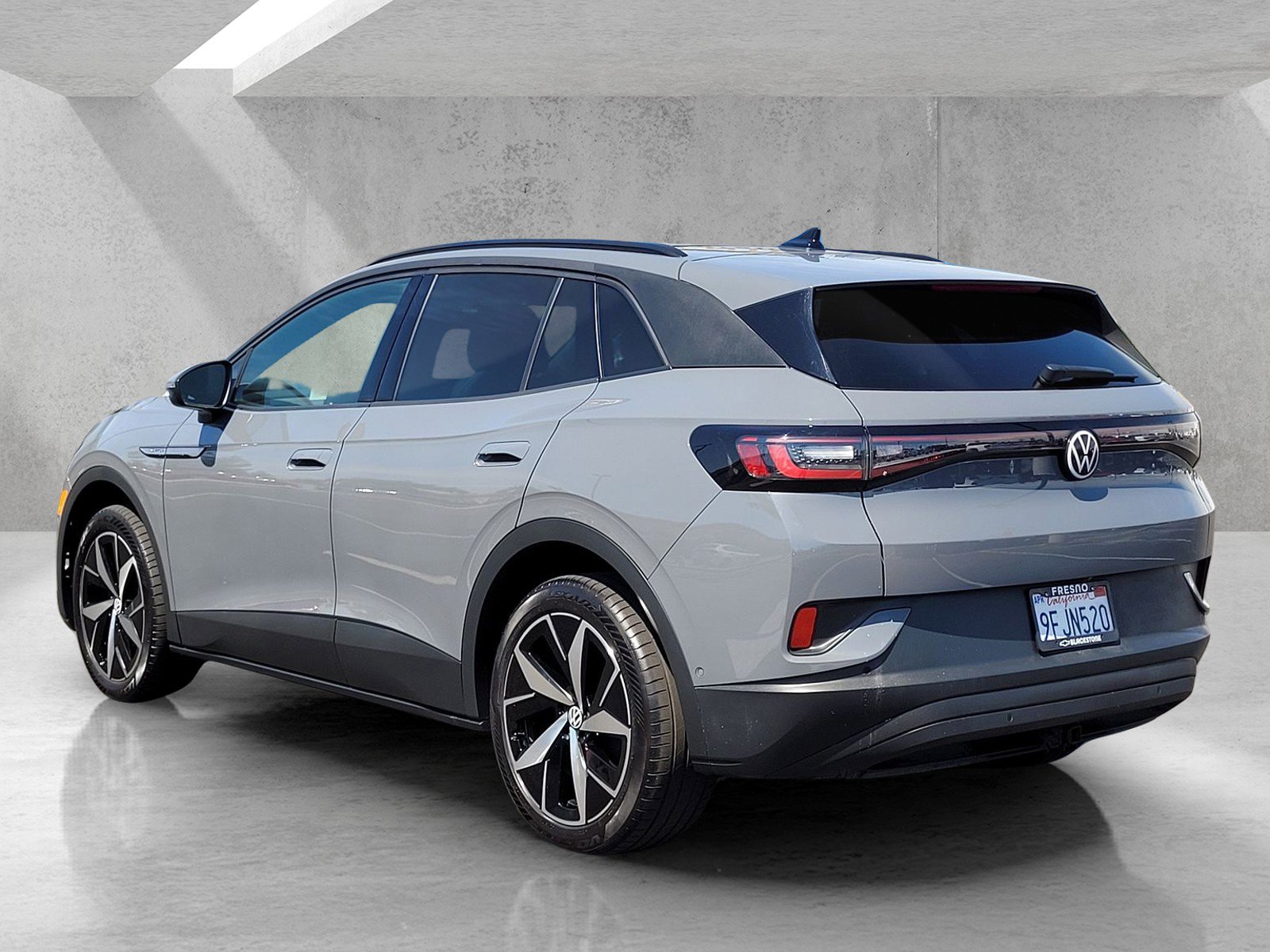 Used 2023 Volkswagen ID.4 Pro S image 6