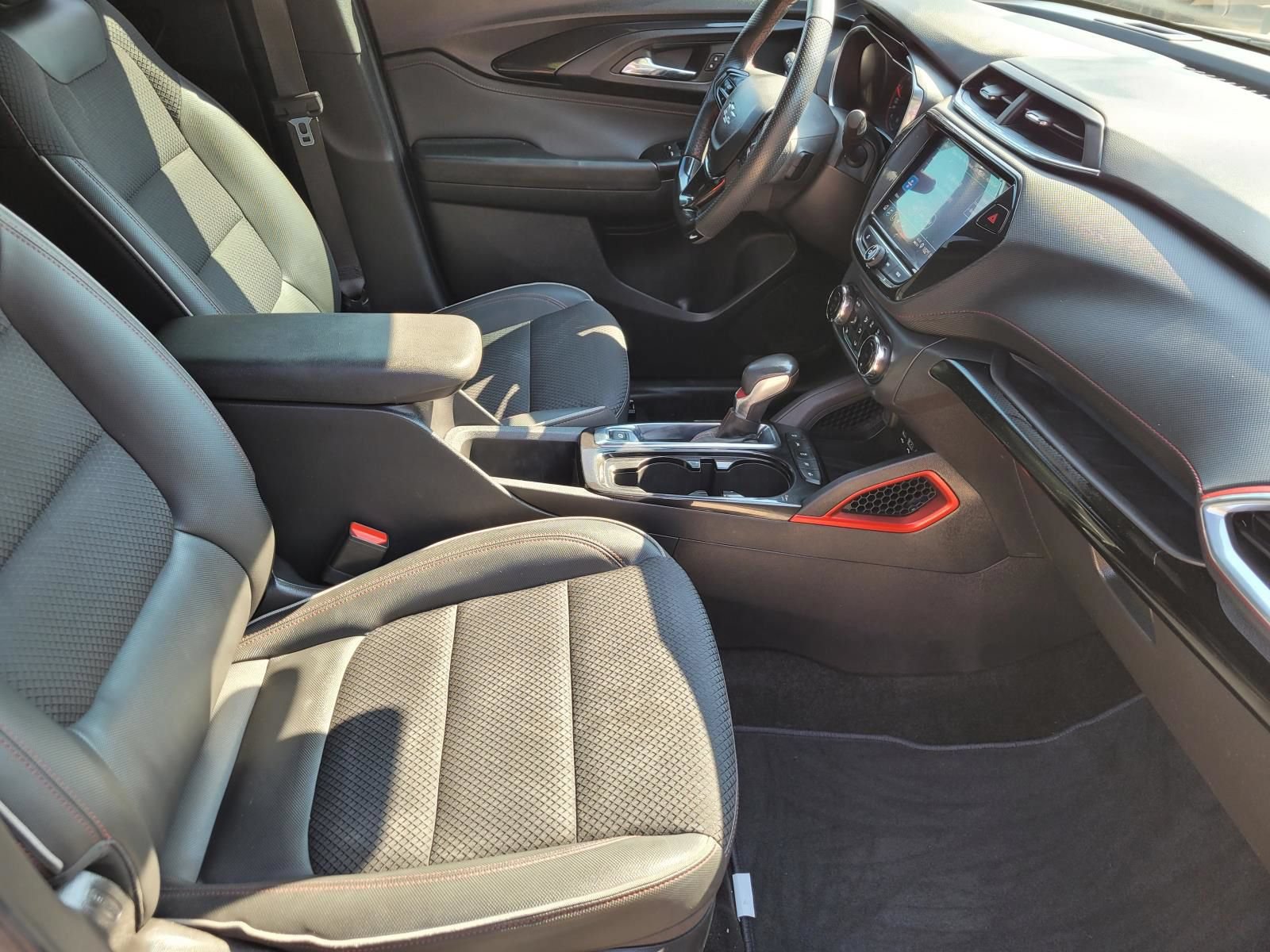 Used 2023 Chevrolet TrailBlazer RS w/ Convenience Package FWD image 10