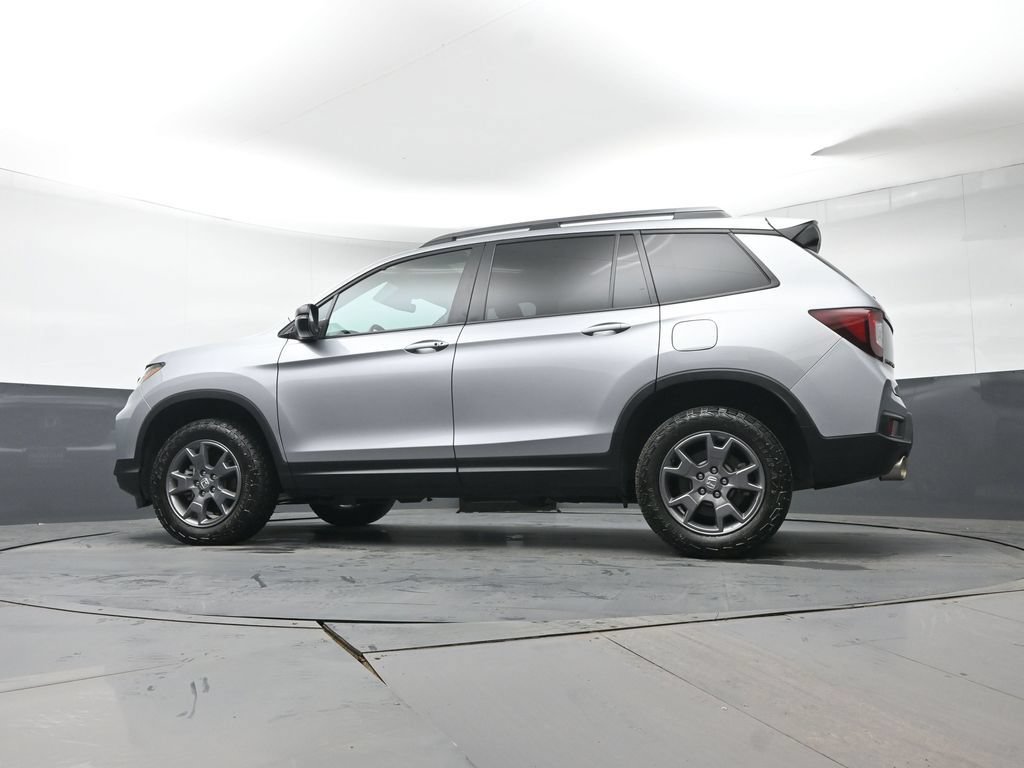 Certified 2024 Honda Passport TrailSport image 33