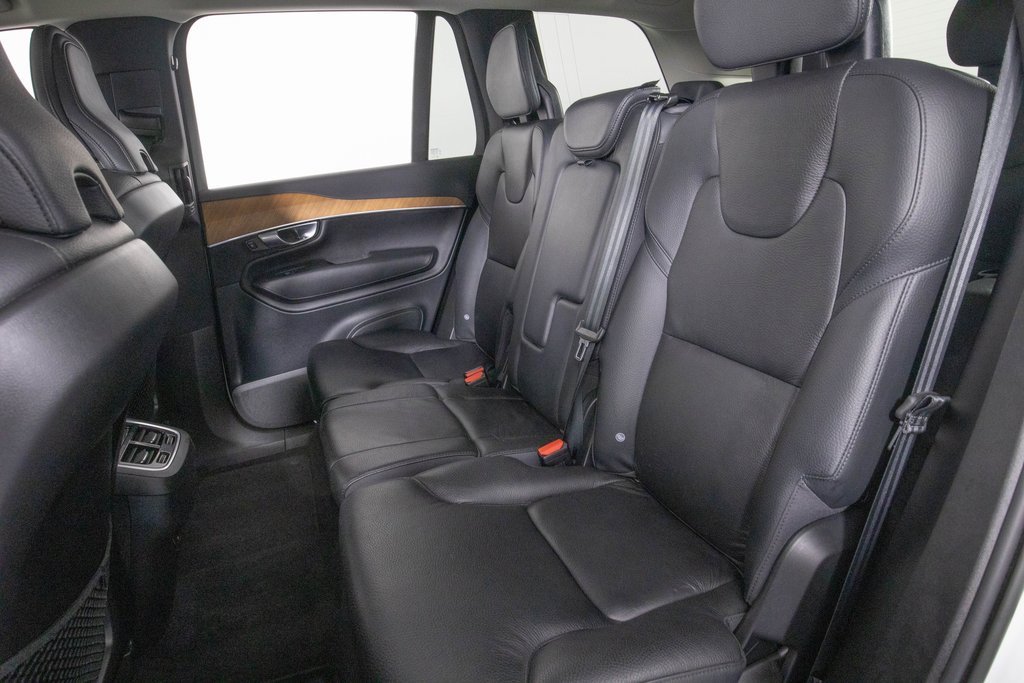 Used 2023 Volvo XC90 B6 Plus w/ Protection Package Premier image 13