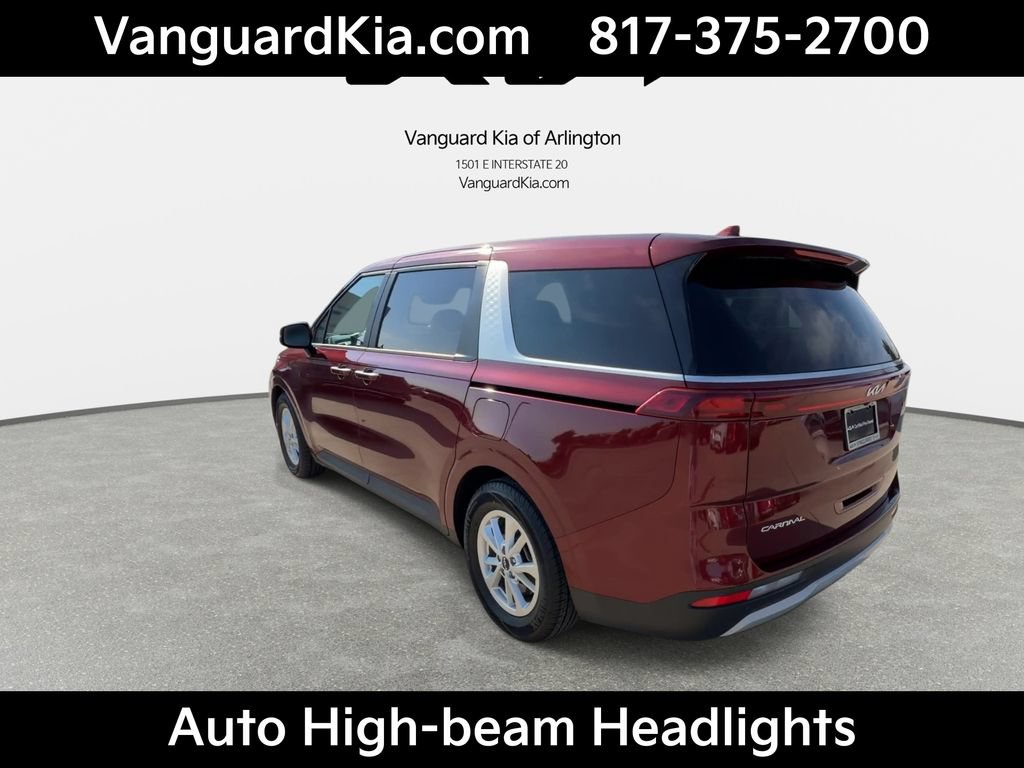 Certified 2023 Kia Carnival LX FWD image 7
