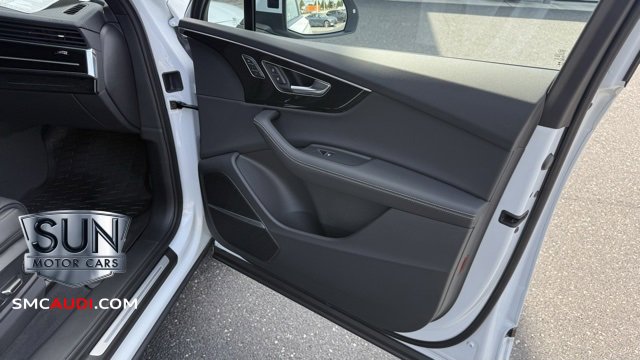 New 2025 Audi Q7 3.0T Prestige image 5