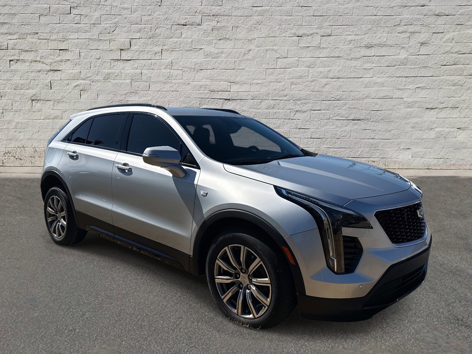Used 2022 Cadillac XT4 Sport w/ Enhanced Visibility Package image 7