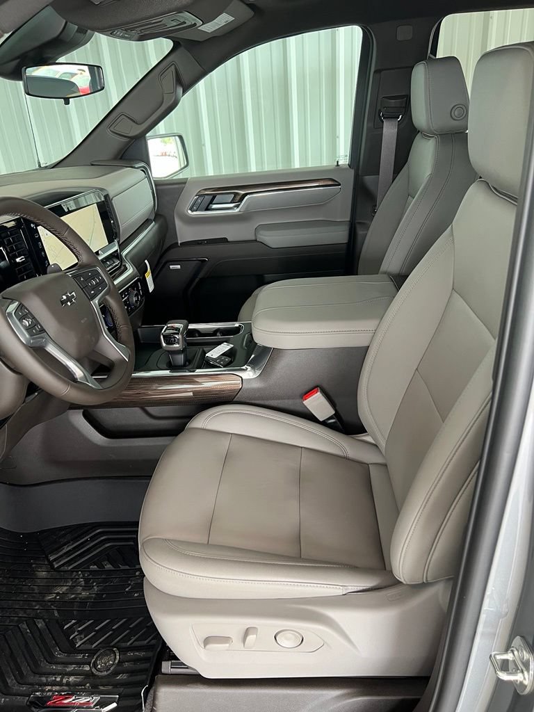New 2026 Chevrolet Silverado 1500 LT Trail Boss w/ LT Trail Boss Premium Package AWD/4WD image 14