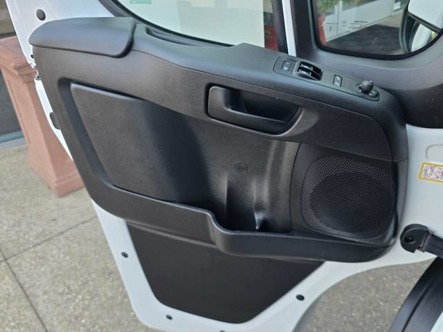 Used 2025 RAM ProMaster 2500 w/ Safety Group FWD image 16