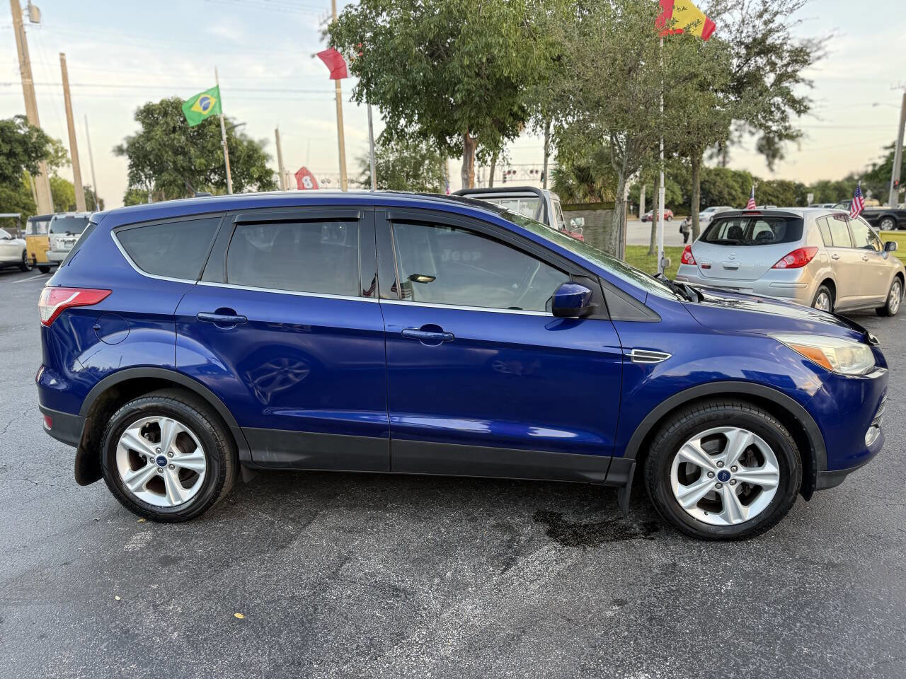 Used 2015 Ford Escape SE image 8