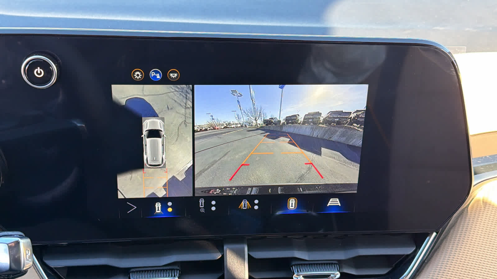 New 2026 Chevrolet Equinox ACTIV w/ Convenience Package III image 16