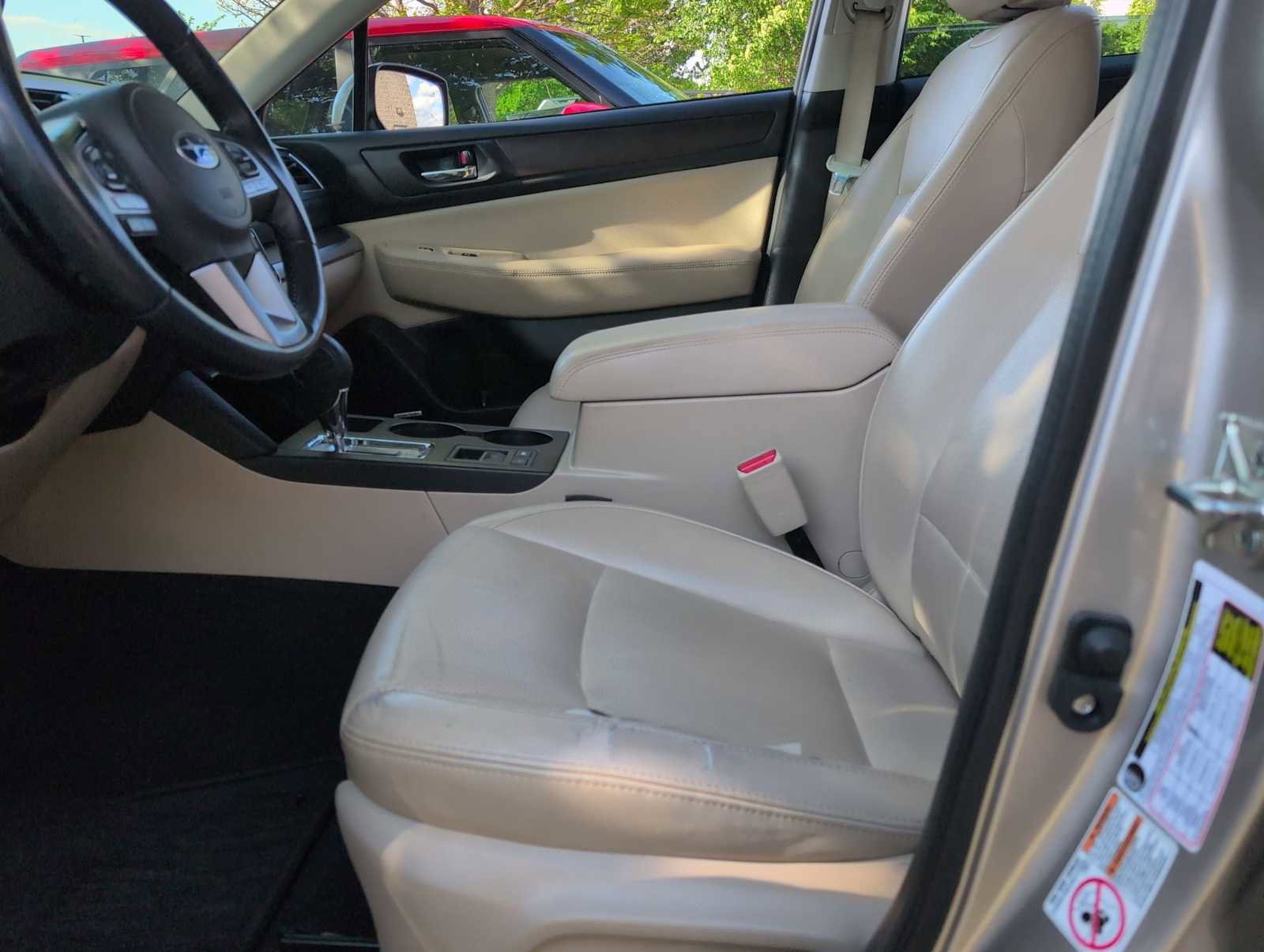 Used 2017 Subaru Outback 3.6R Limited AWD/4WD image 16