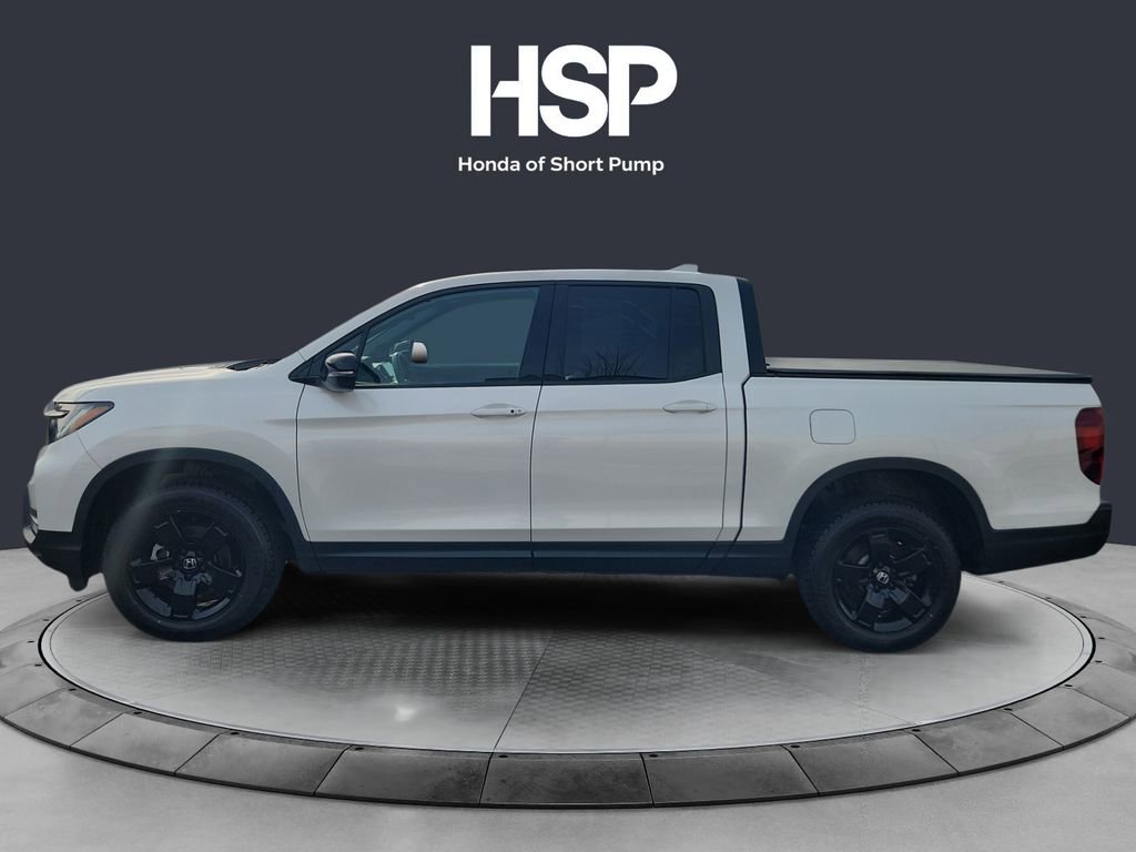 Used 2024 Honda Ridgeline Black Edition image 2
