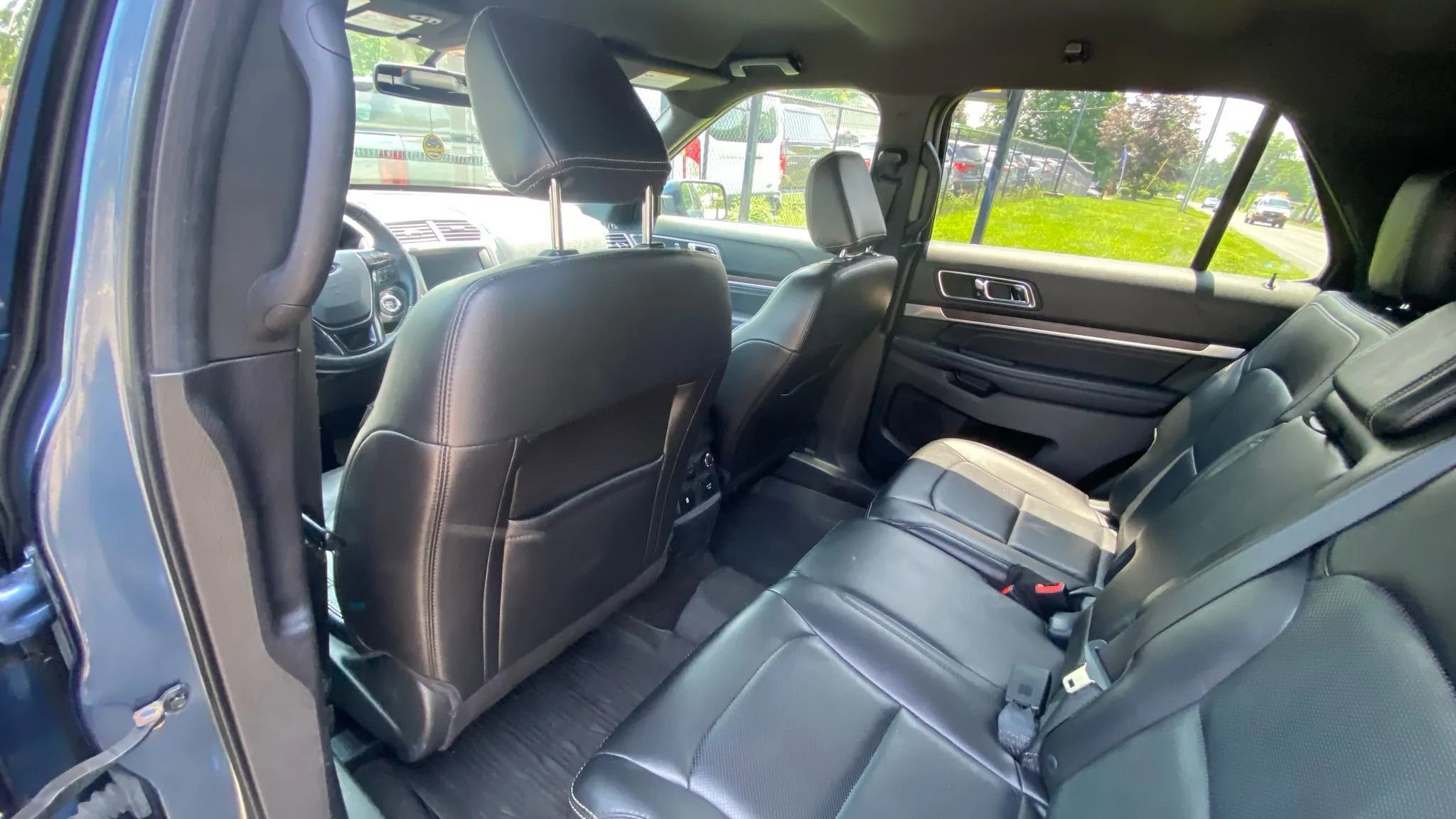 Used 2018 Ford Explorer Limited image 23