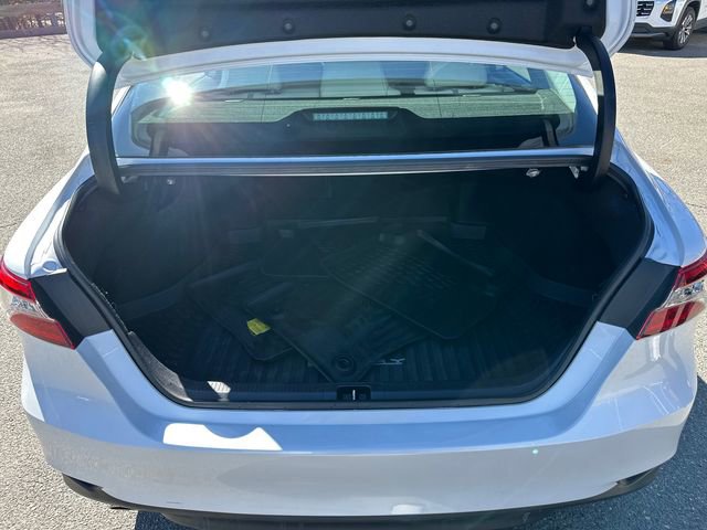 Used 2023 Toyota Camry XLE image 14