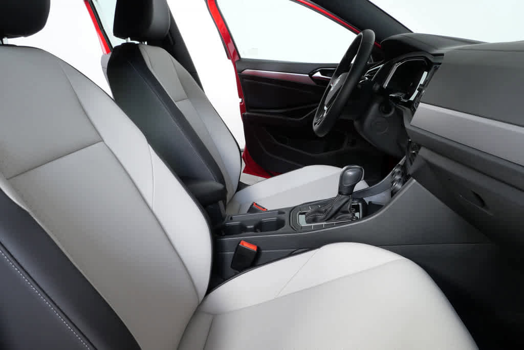 Certified 2021 Volkswagen Jetta R-Line image 20