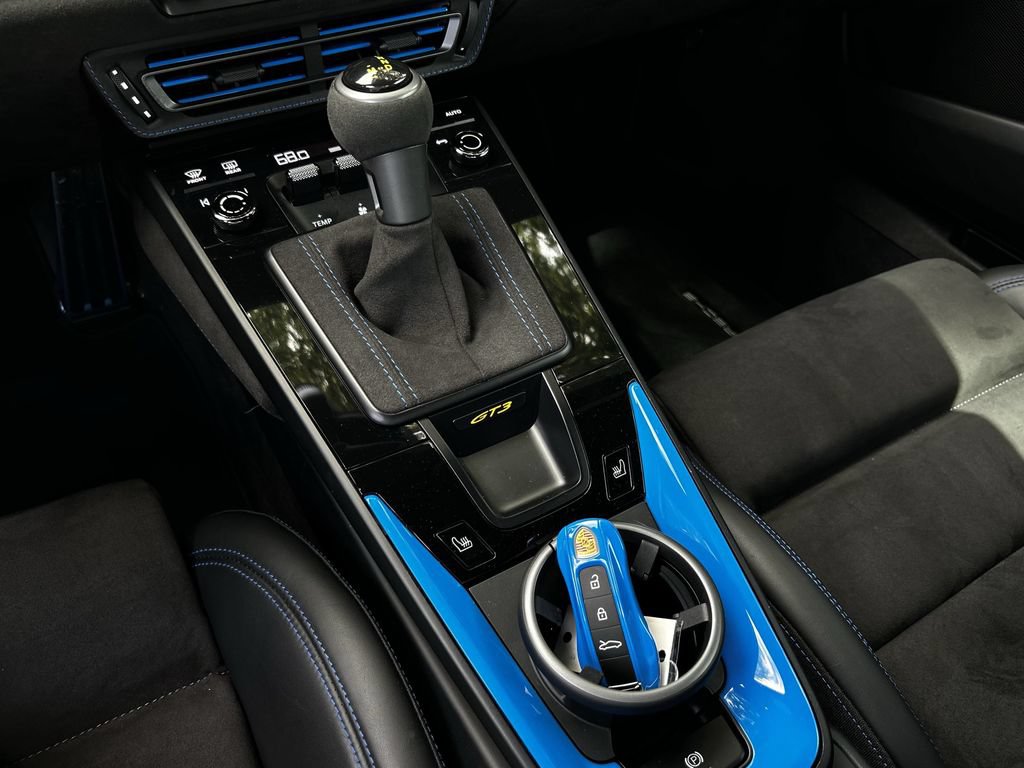 Used 2022 Porsche 911 GT3 RWD image 25