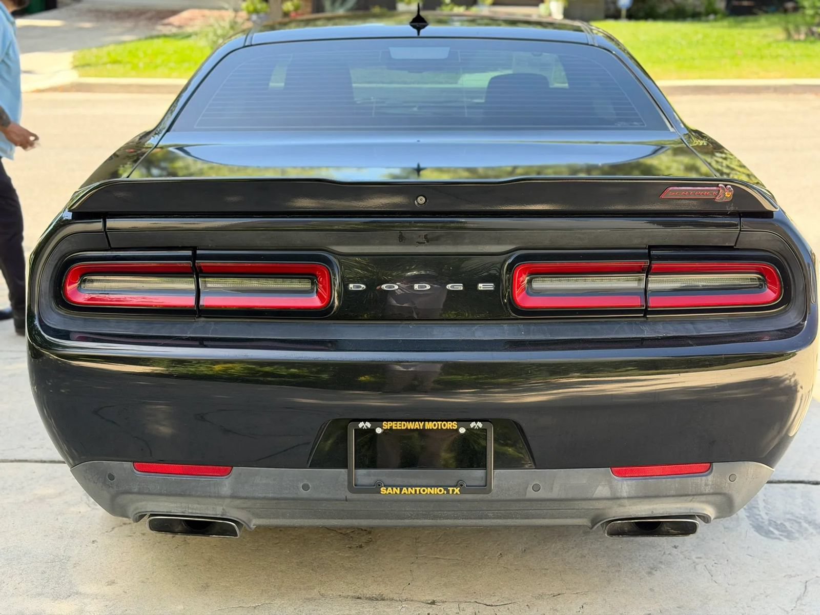 Used 2015 Dodge Challenger R/T Scat Pack w/ Leather Interior Group RWD image 6