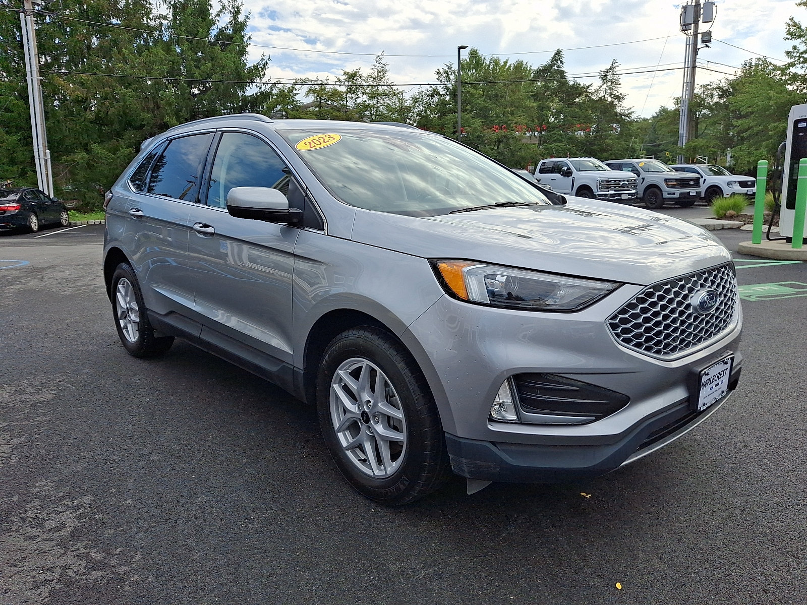 Used 2023 Ford Edge SEL w/ Convenience Package AWD/4WD image 3