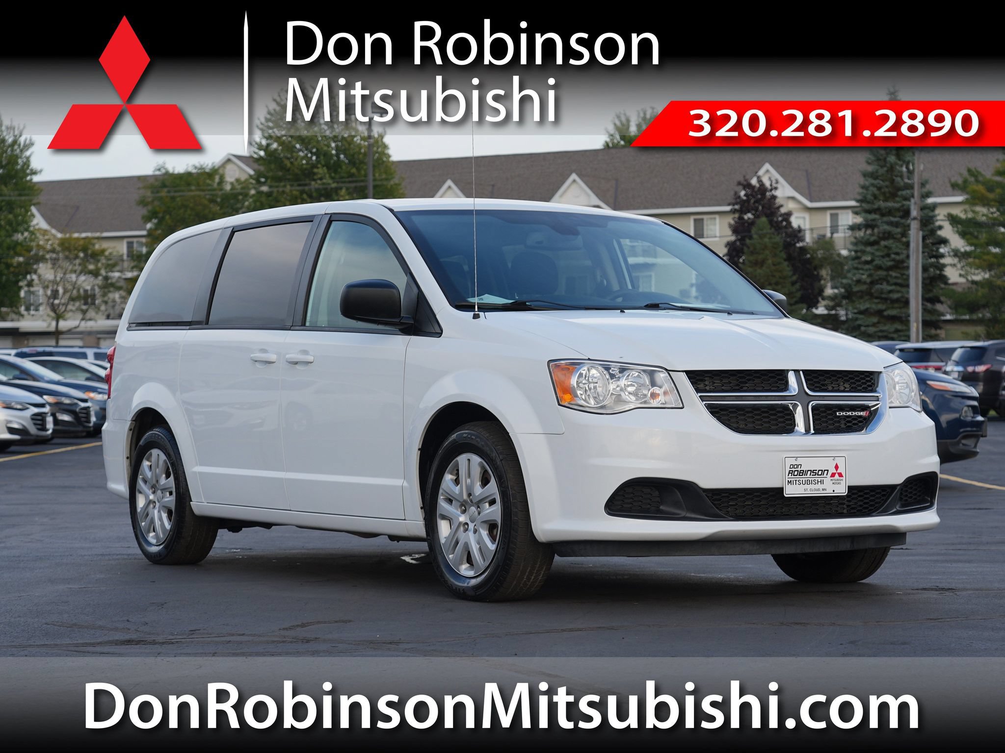 Used 2018 Dodge Grand Caravan SE w/ UConnect Hands-Free Group