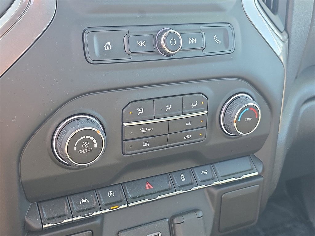 Used 2025 Chevrolet Silverado 1500 W/T image 14