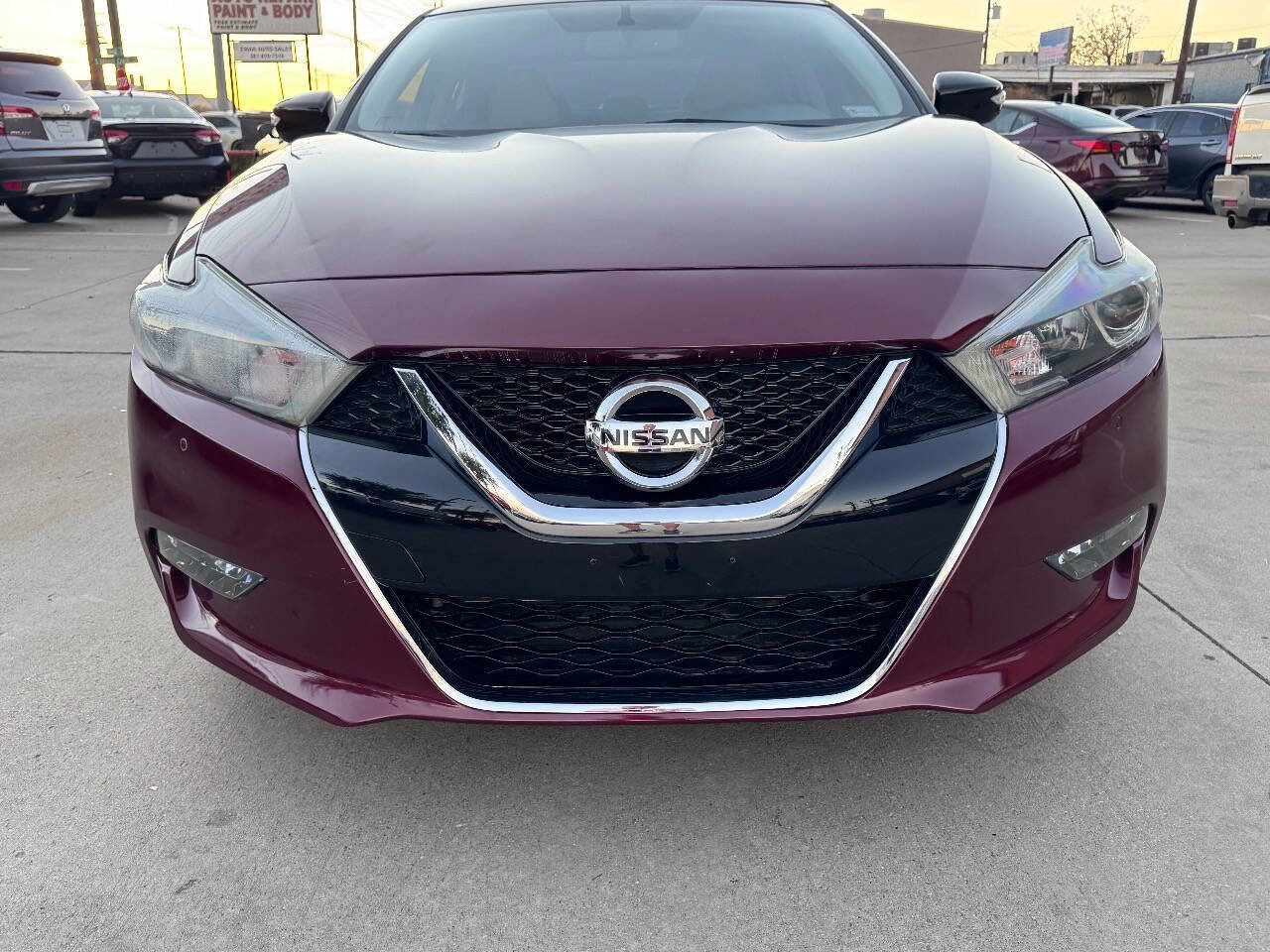 Used 2016 Nissan Maxima SR image 2