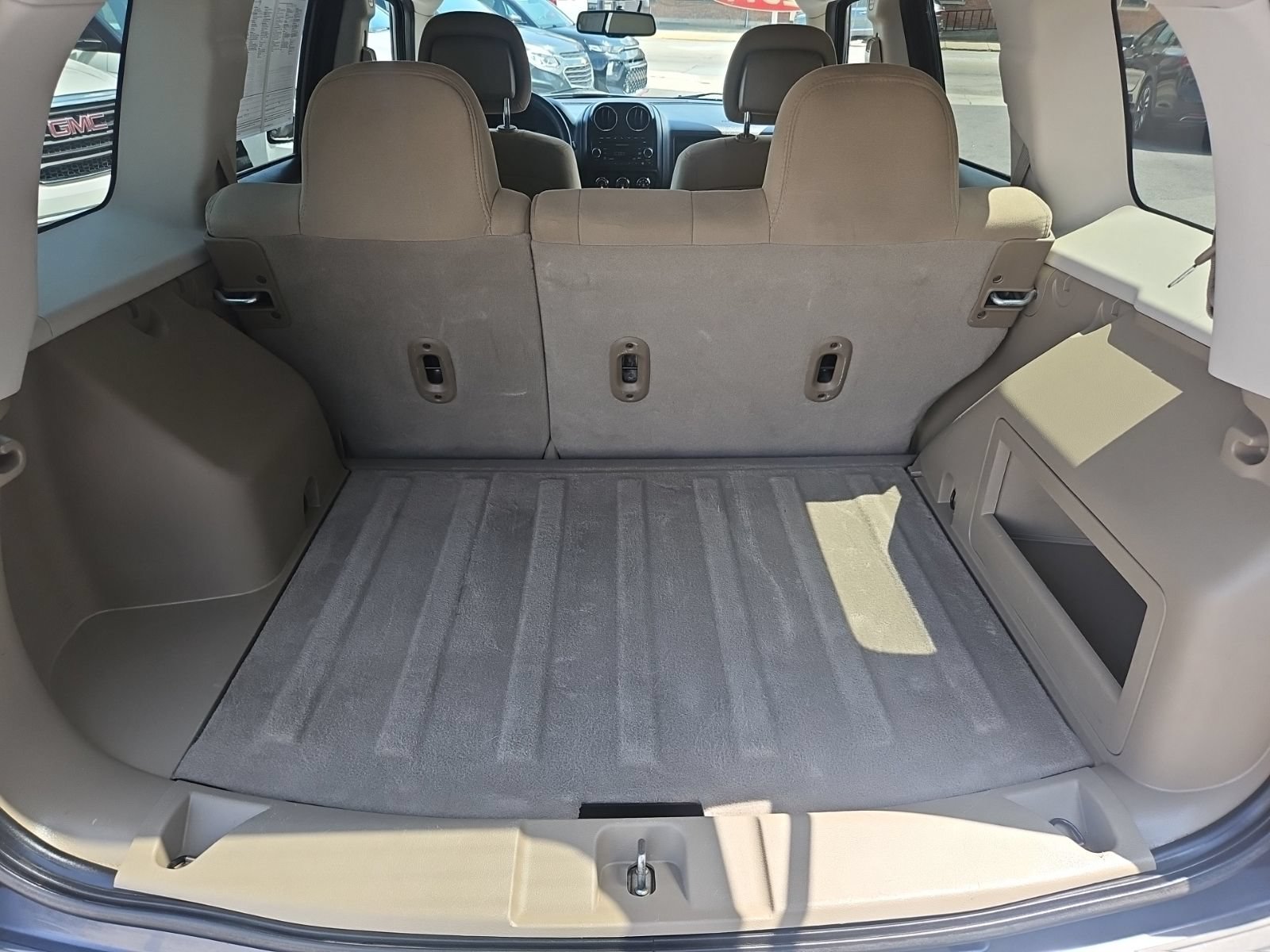 Used 2014 Jeep Patriot Sport w/ Power Value Group FWD image 16