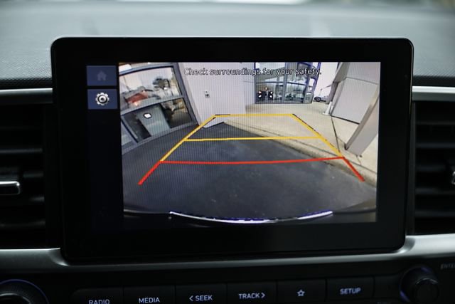 Used 2024 Hyundai Venue SEL image 39