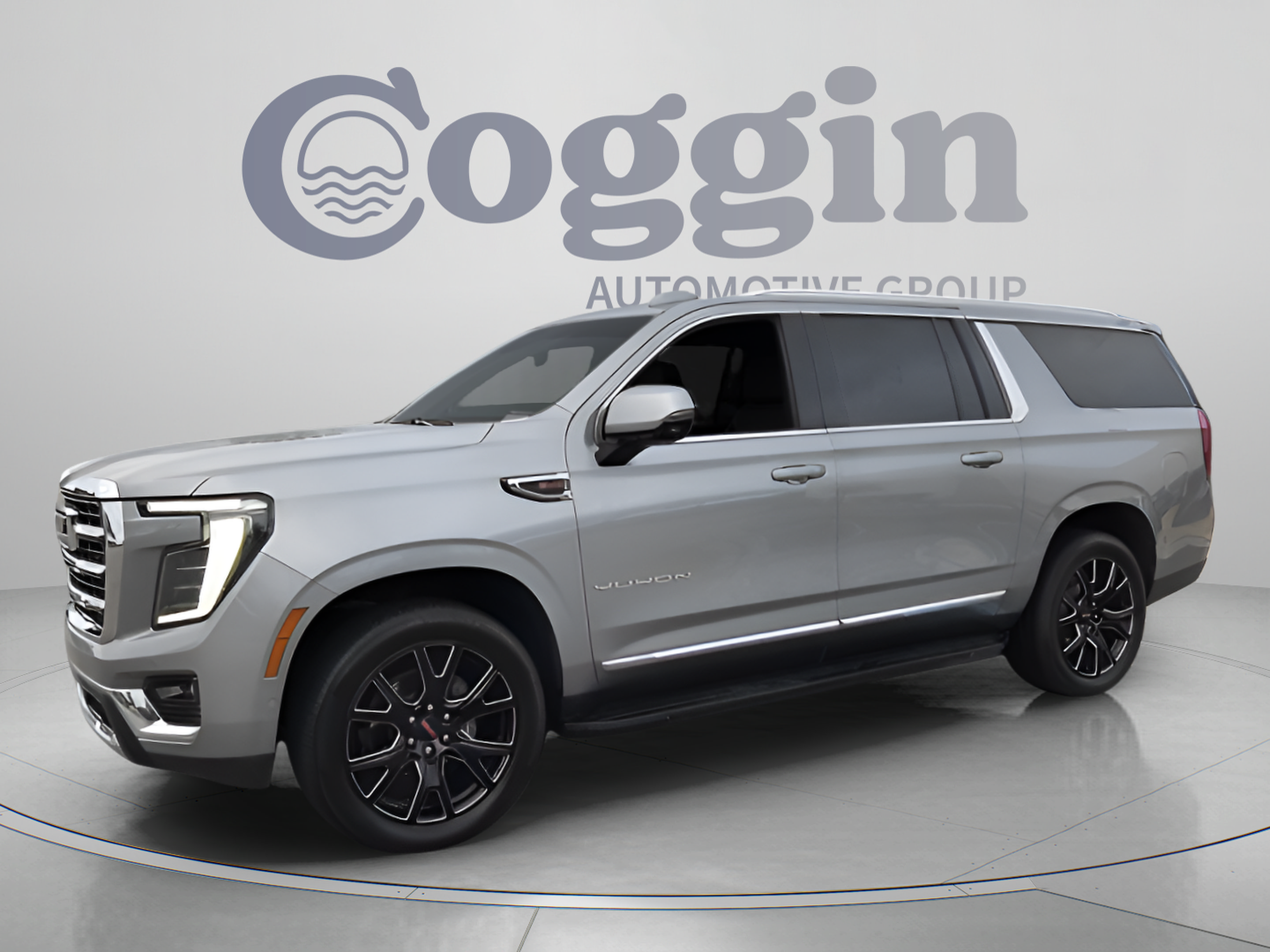 Used 2025 GMC Yukon XL Elevation AWD/4WD image 1