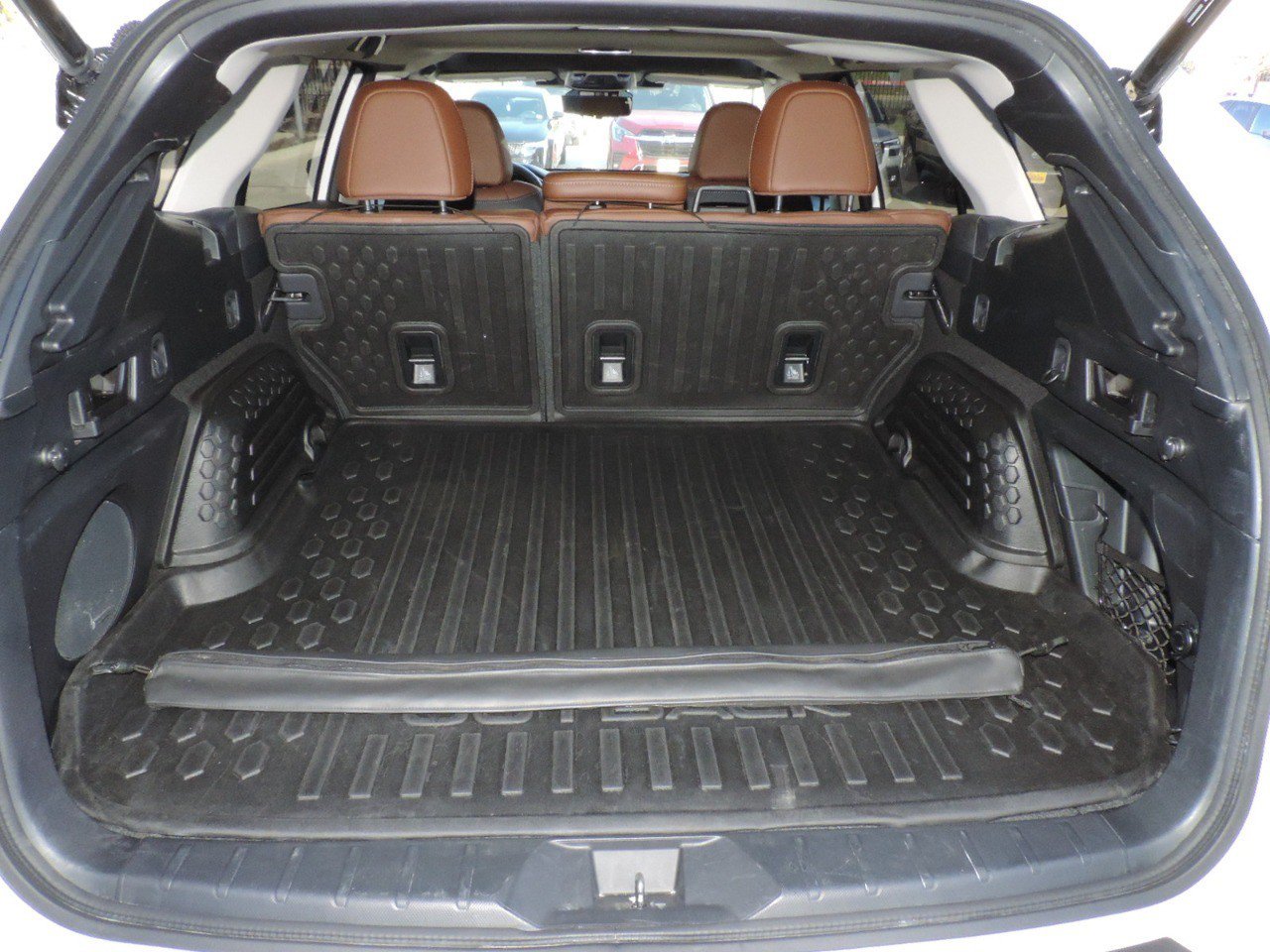 Used 2025 Subaru Outback Touring AWD/4WD image 17