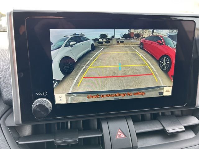 Used 2025 Toyota RAV4 LE image 13