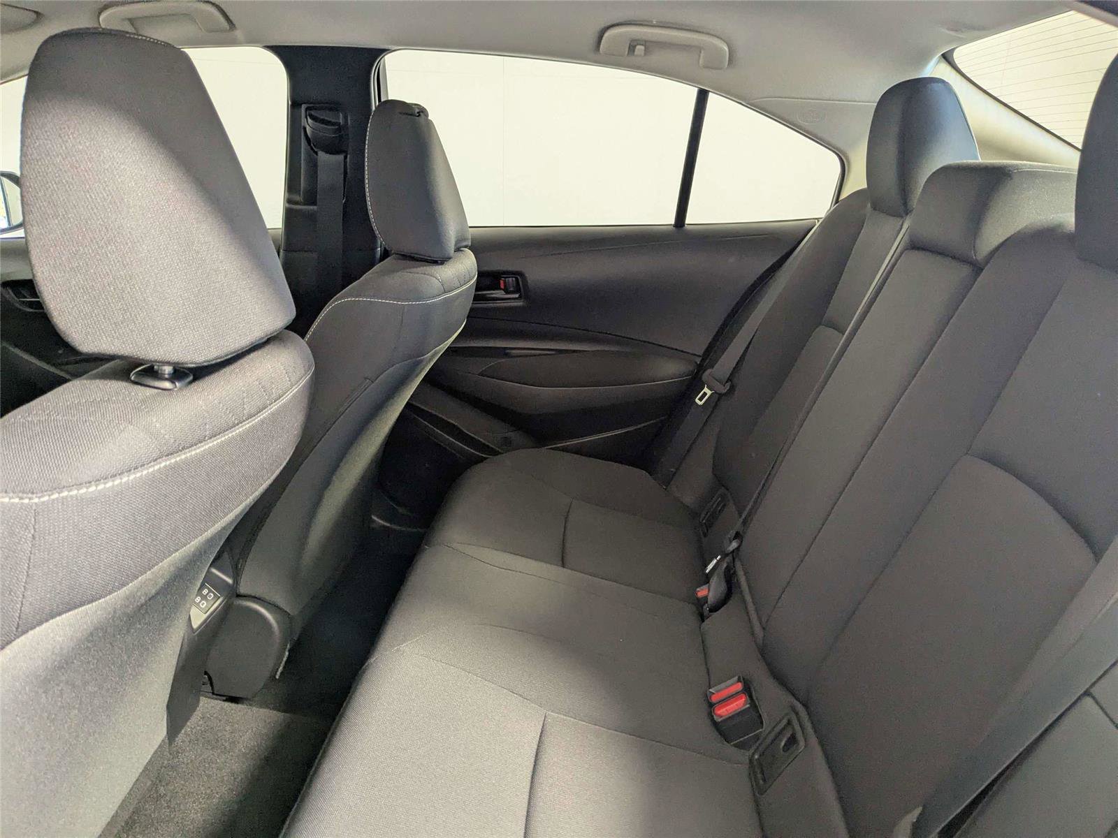 Certified 2024 Toyota Corolla LE w/ LE Convenience Package FWD image 33