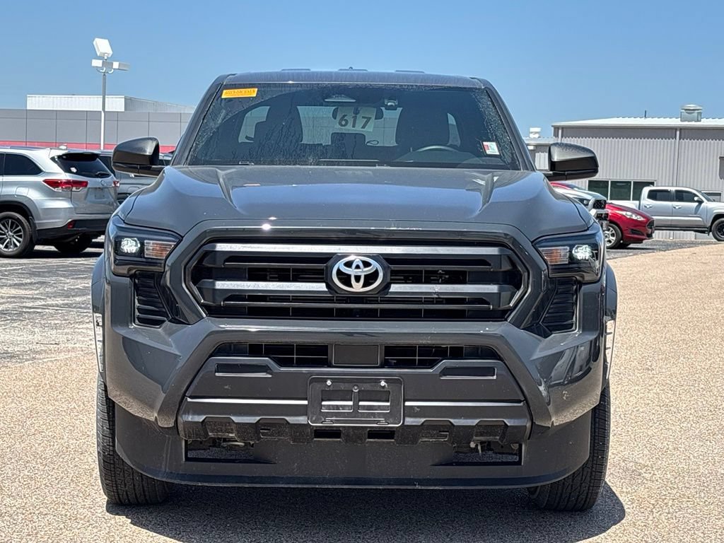 Used 2025 Toyota Tacoma SR RWD image 3