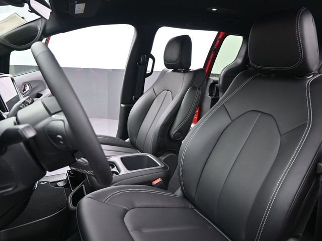New 2026 Chrysler Voyager LX FWD image 11