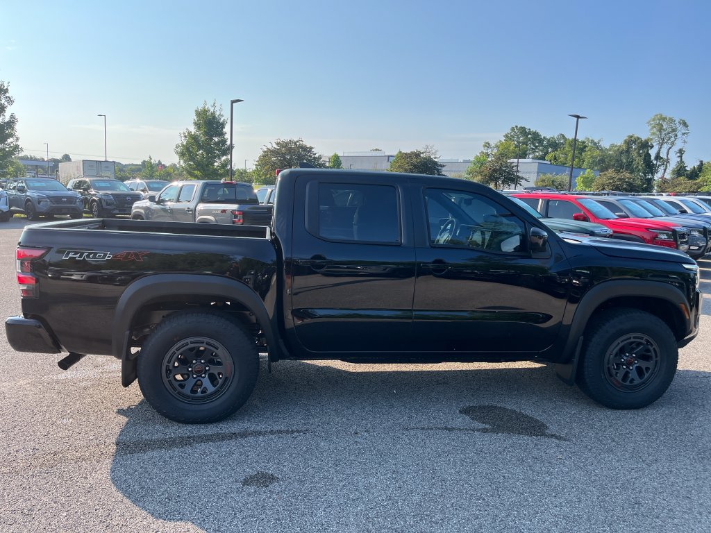 New 2026 Nissan Frontier PRO-4X w/ Tow Package AWD/4WD image 10