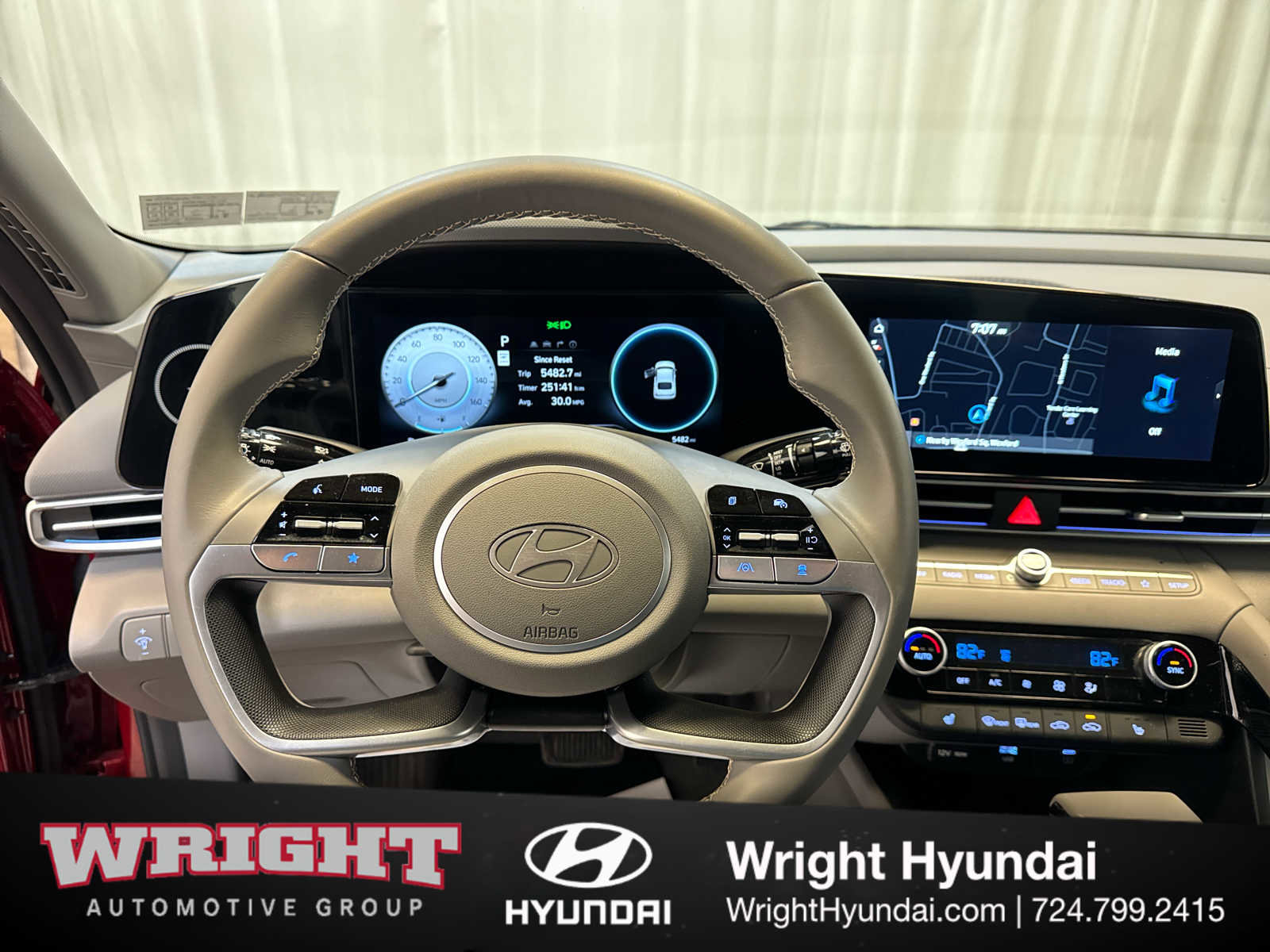 Used 2024 Hyundai Elantra SEL w/ Convenience Package image 19