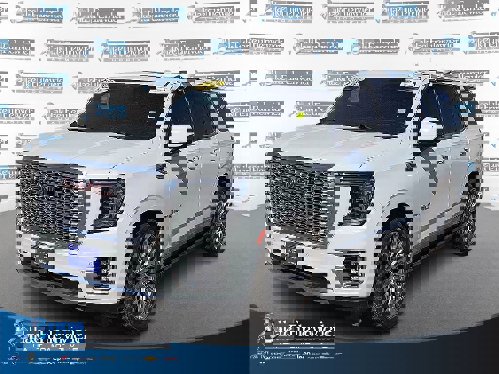 Used 2022 GMC Yukon Denali w/ Denali Ultimate Package image 1