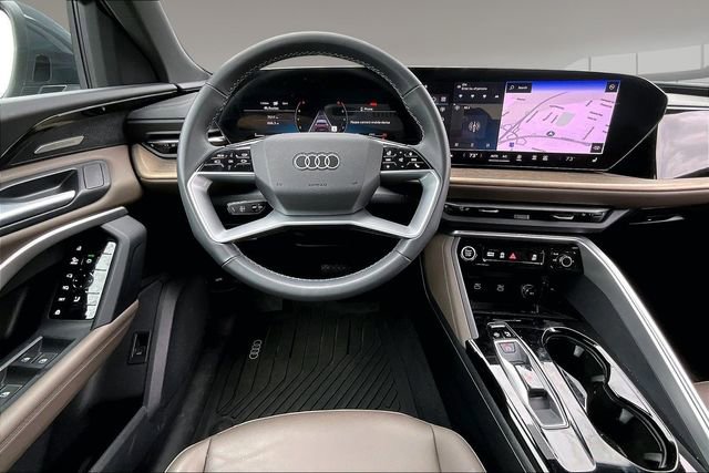 Used 2025 Audi Q5 Premium Plus w/ Premium Plus AWD/4WD image 8
