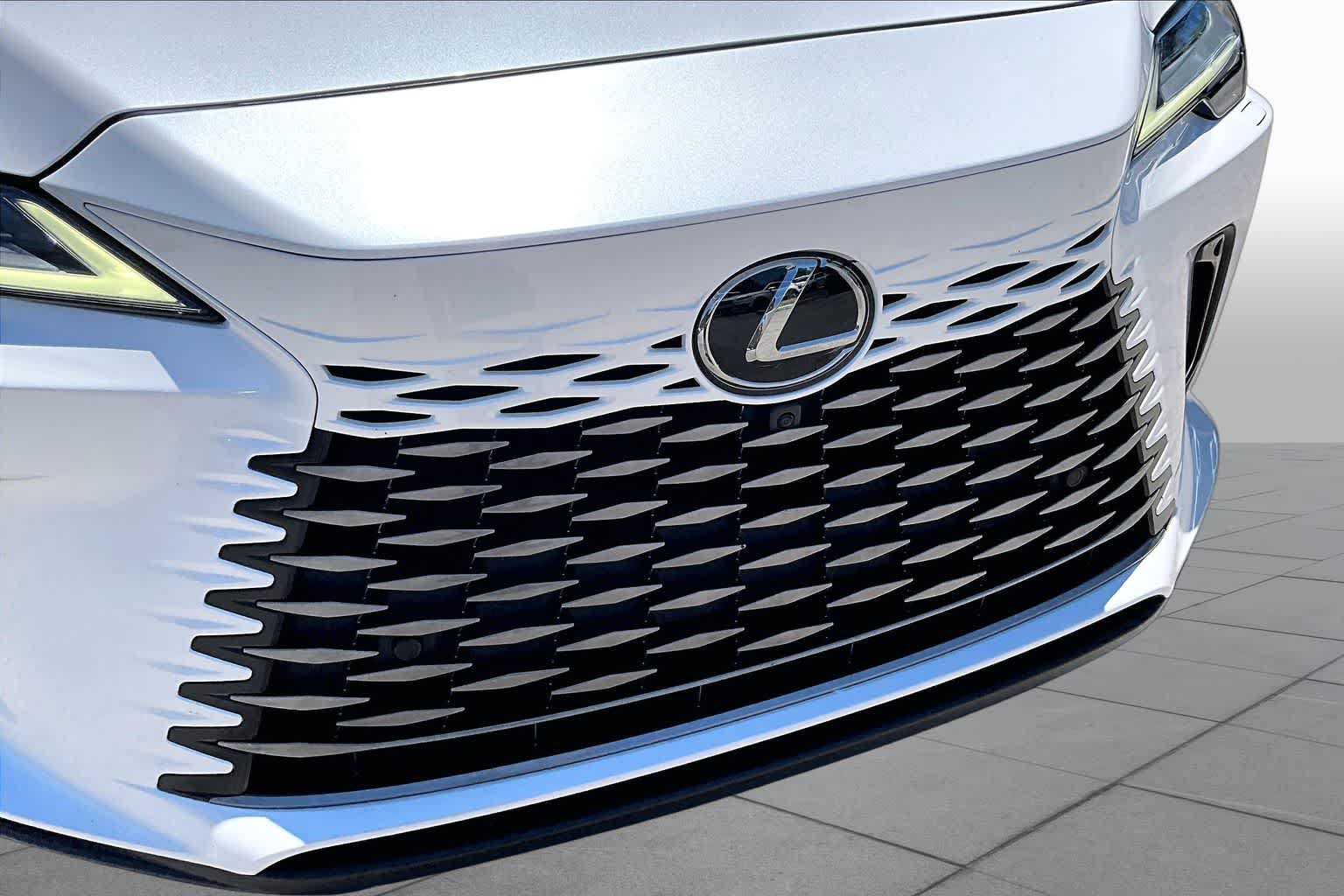 Used 2024 Lexus RX 350 FWD w/ Convenience Package image 30