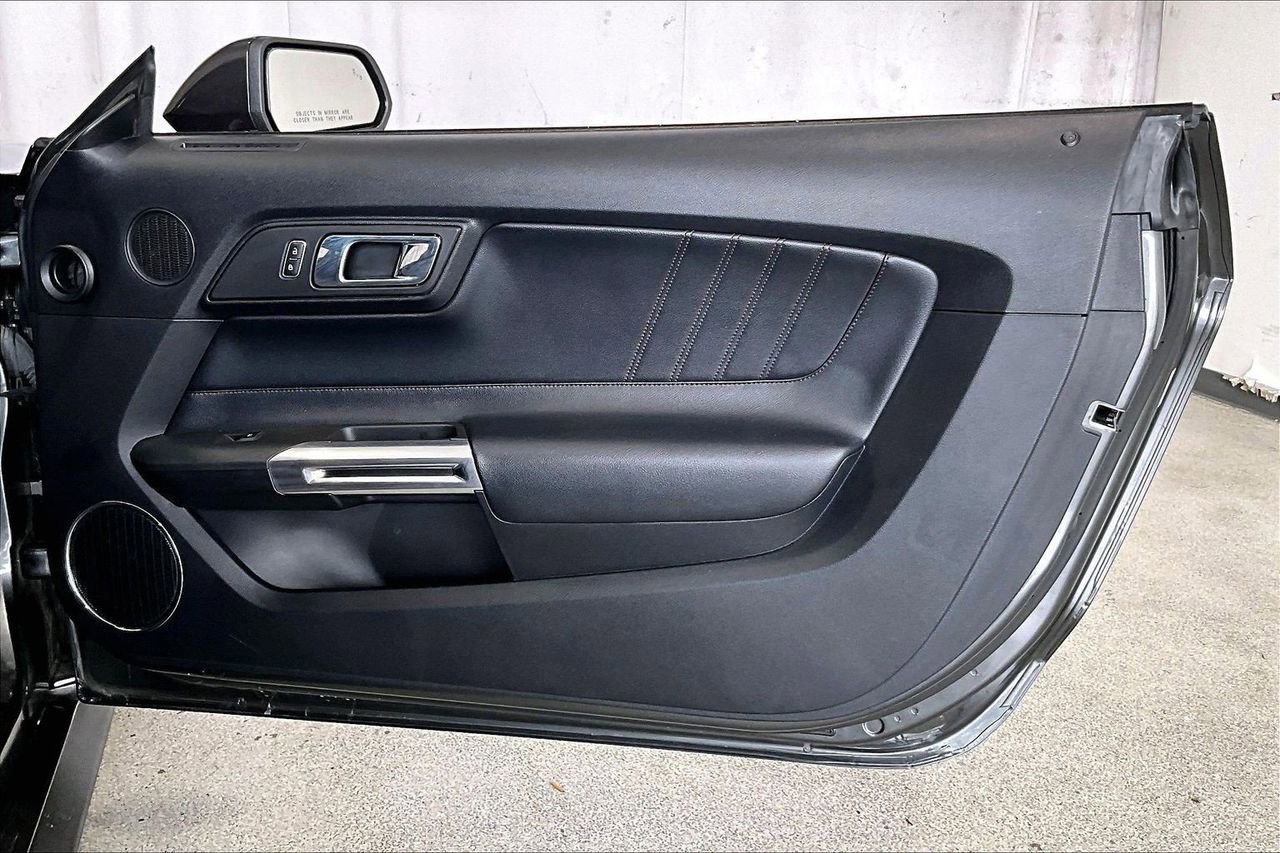 Used 2016 Ford Mustang GT Premium w/ Equipment Group 401A image 26