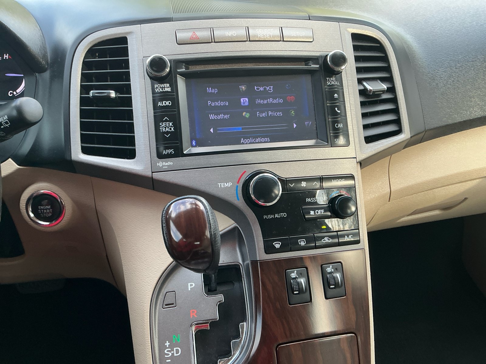 Used 2013 Toyota Venza XLE FWD image 12