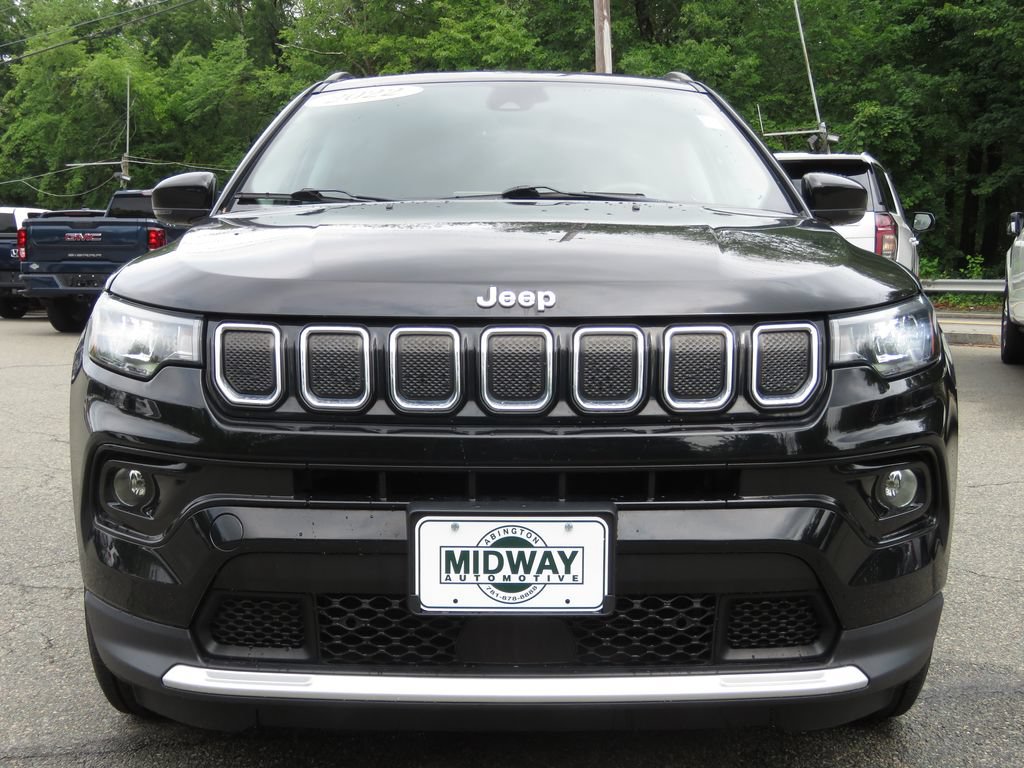Used 2022 Jeep Compass Limited w/ Sun and Sound Group AWD/4WD image 2