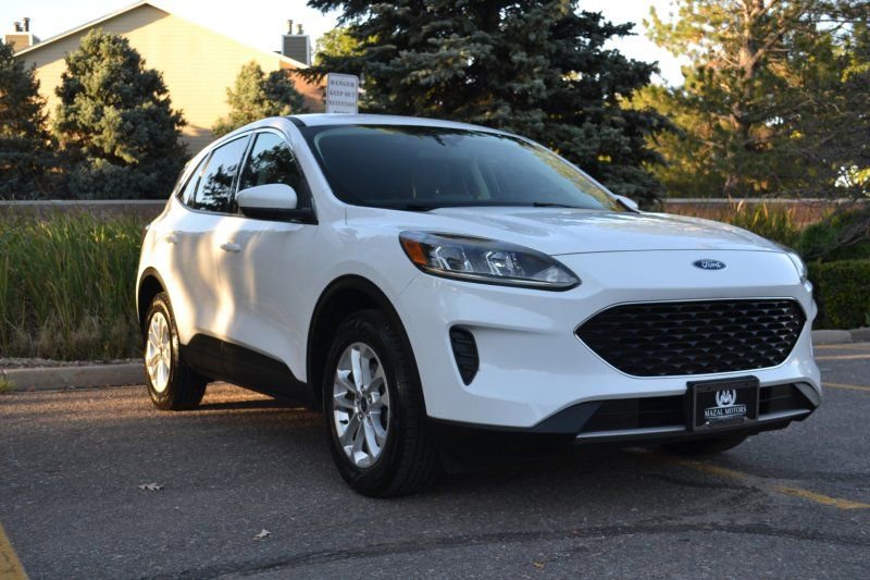 Used 2021 Ford Escape SE image 5