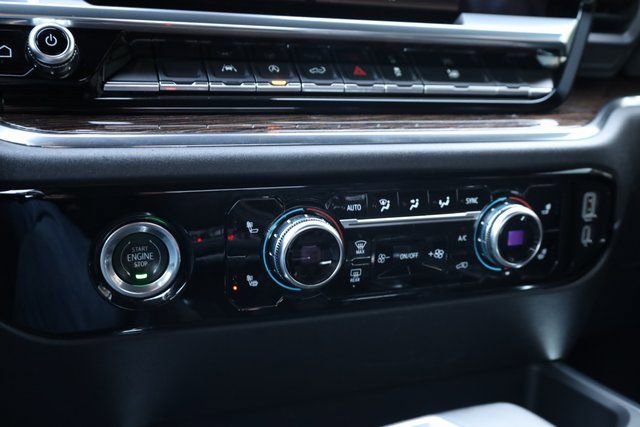 Used 2023 GMC Sierra 1500 Elevation image 18