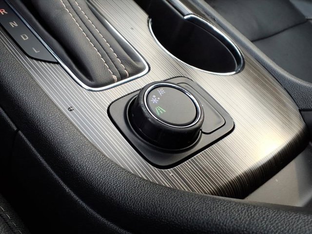 Used 2019 GMC Acadia SLT image 16