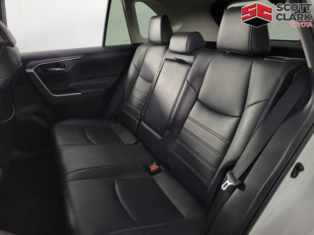 Used 2020 Toyota RAV4 XLE Premium FWD image 17
