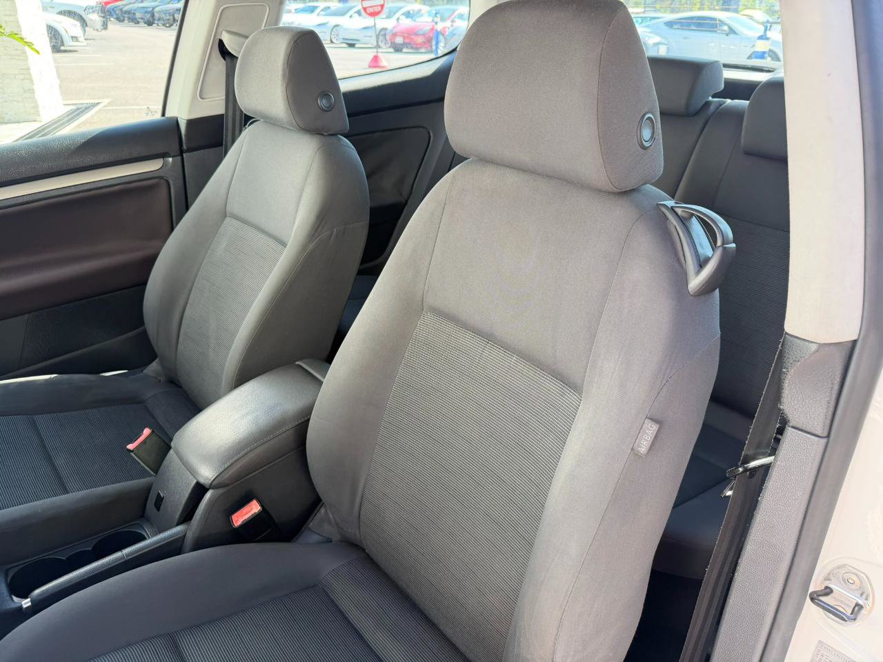 Used 2009 Volkswagen Rabbit S image 21