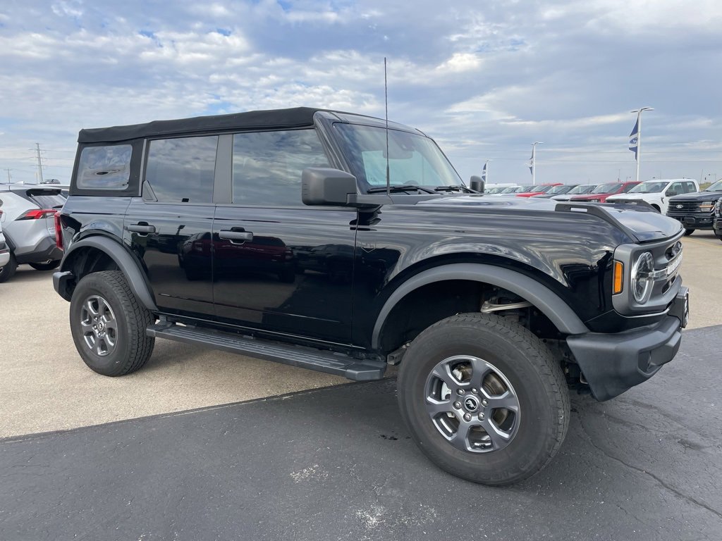 Used 2022 Ford Bronco Big Bend image 2