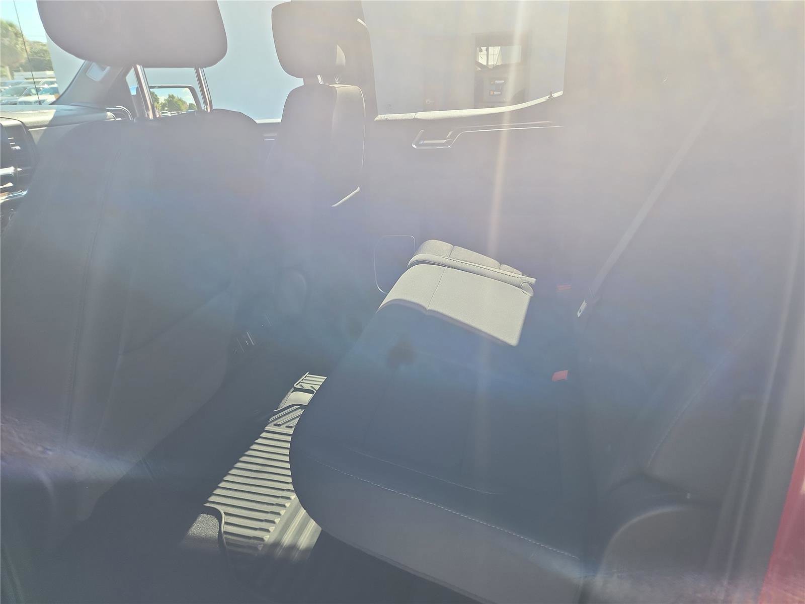Used 2024 Chevrolet Silverado 1500 LT image 22
