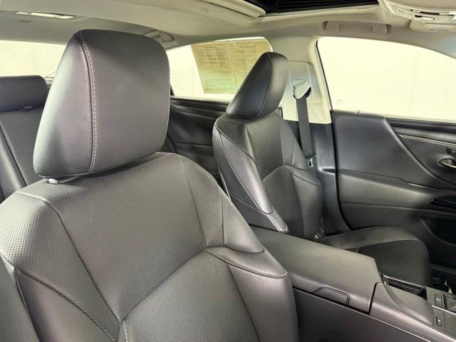 Used 2022 Lexus ES 350 w/ Premium Package FWD image 31
