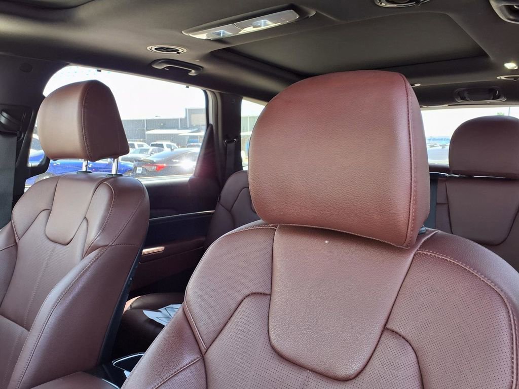Used 2025 Kia Telluride SX image 17