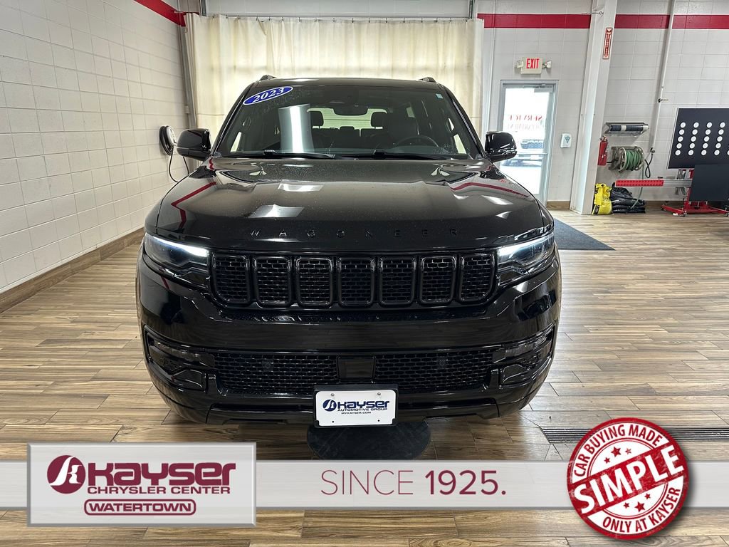 Used 2023 Jeep Wagoneer Series II AWD/4WD image 7