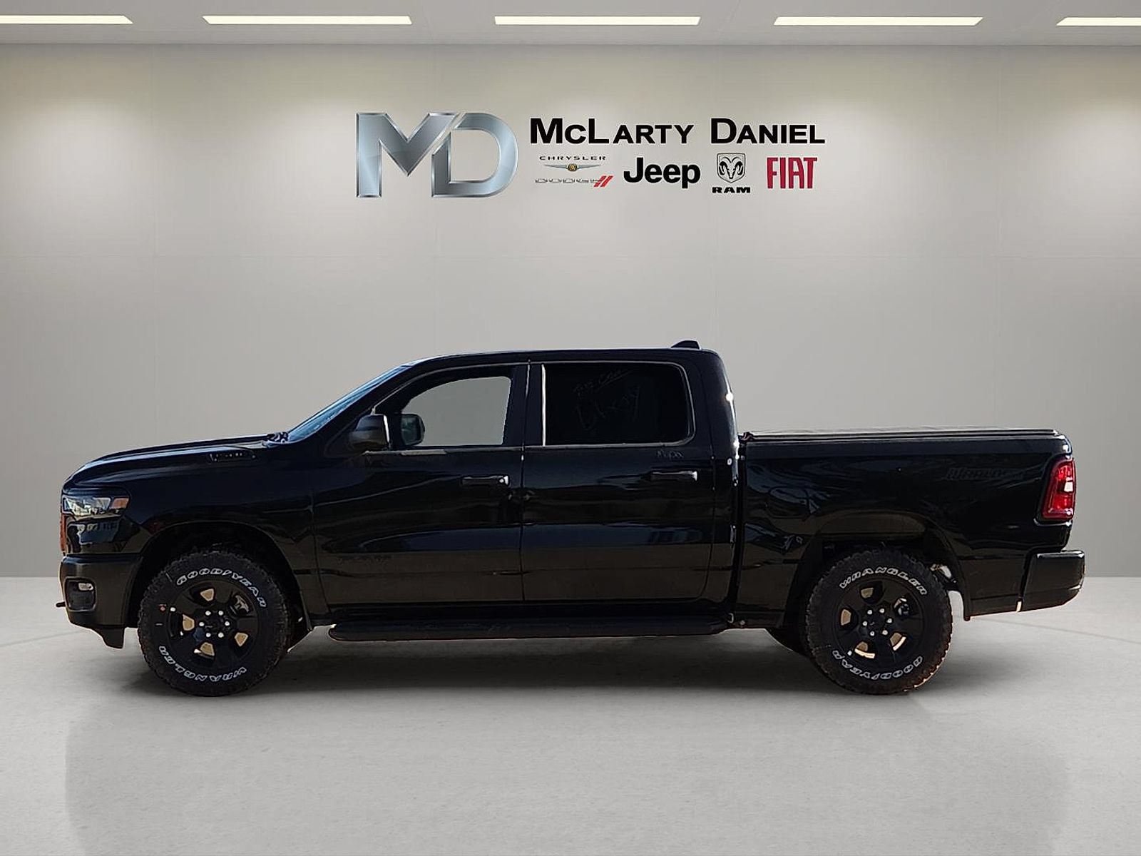 New 2026 RAM 1500 Classic Warlock AWD/4WD video 3